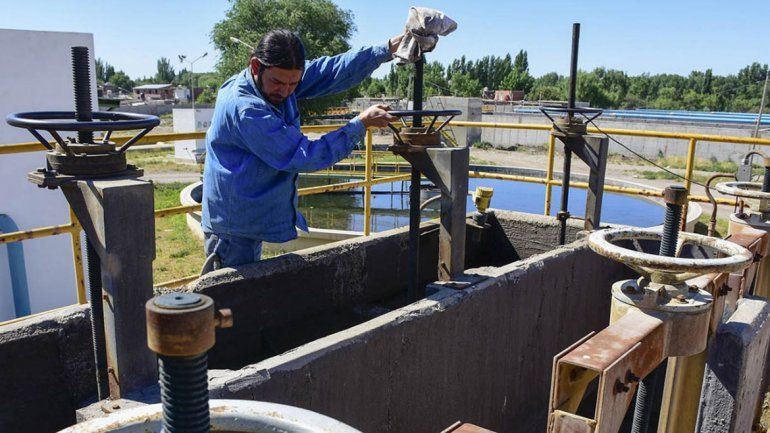Prefectura aseguró que el Limay no está contaminado