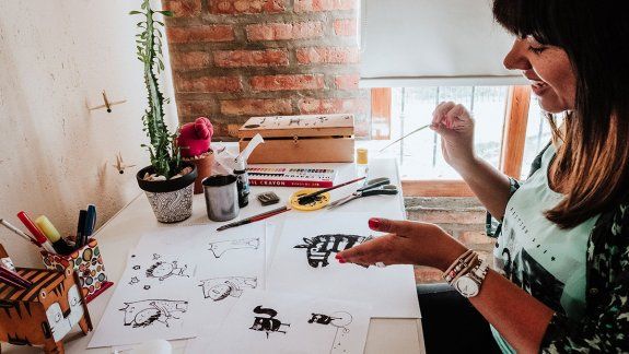De Cipolletti a China por el dibujo de un huemul
