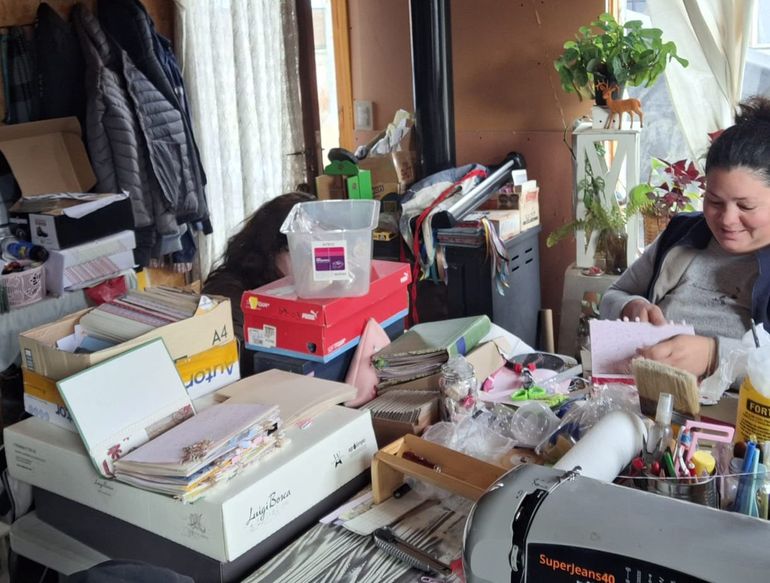 La vivienda familiar se transformó en el espacio de creación. La vivienda familiar se transformó en el espacio de creación.