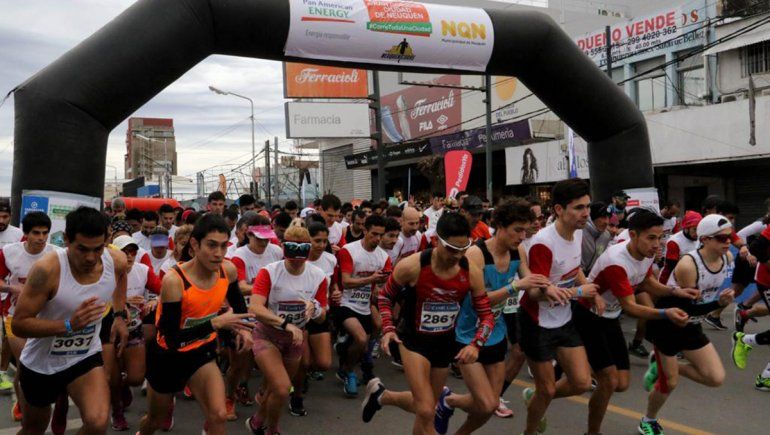 Más de cuatro mil corredores participaron de la Gran Corrida de Neuquén