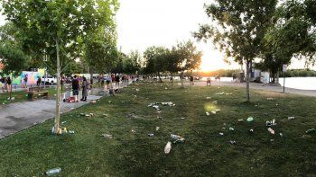los festejos por nochebuena dejaron rio grande como un chiquero