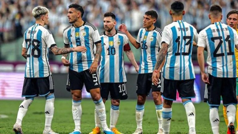 ⁠Lo dan por hecho: una promesa de la Selección jugará en un grande de la Premier tras un acuerdo millonario