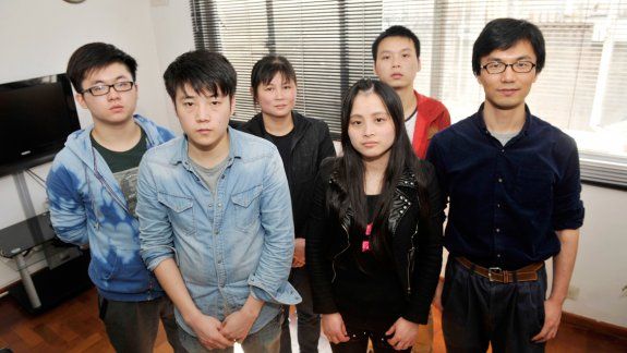 Jóvenes chinos, víctimas de los cabezas de serpiente.