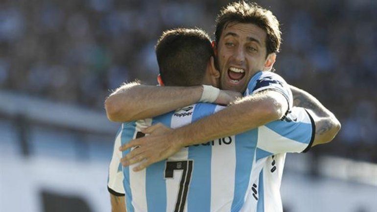 El colorado incluyó a Milito en&nbsp;la delantera con Bou y López.