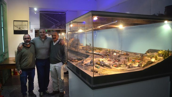 Los entrevistados en el museo. Los entrevistados en el museo.