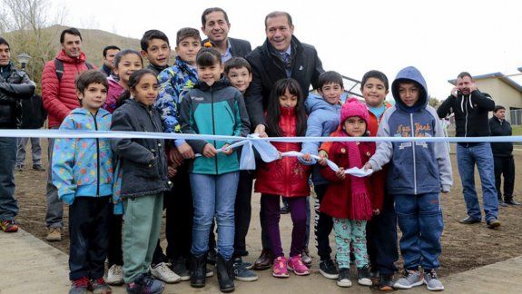 el cholar celebro sus 109 anos con nuevas casas y anuncios de obras