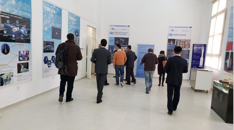 Una de las visitas diplomáticas a la estación espacial China. Una de las visitas diplomáticas a la estación espacial China.