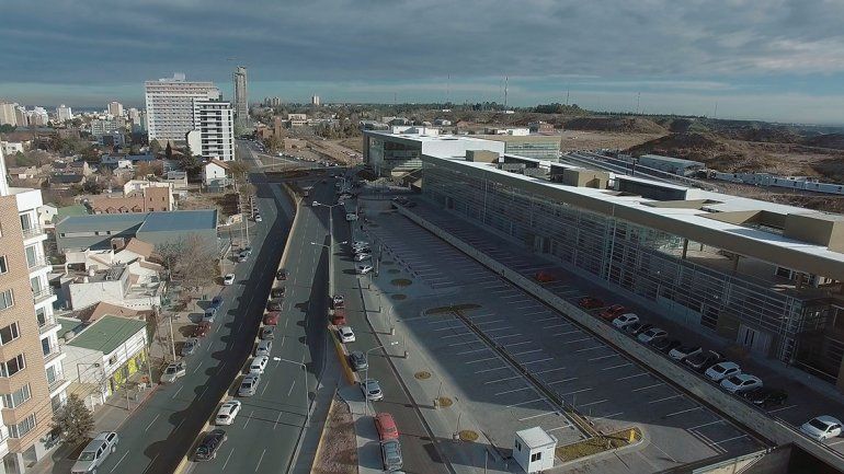 Quedó preso por apuñalar al novio de su ex esposa