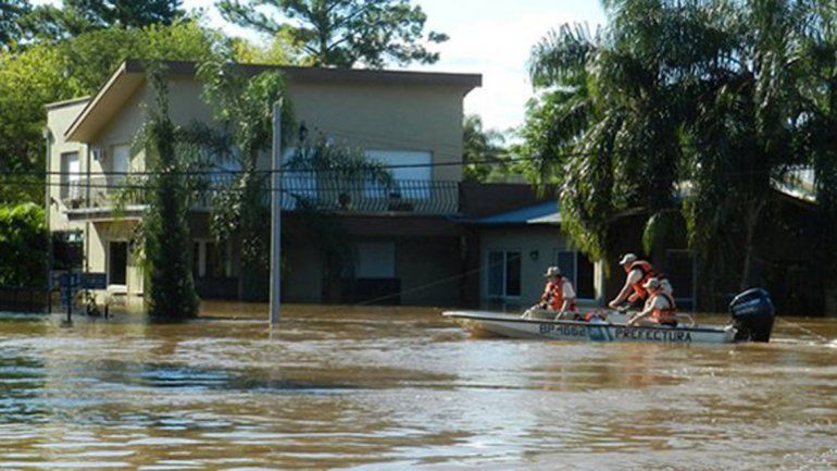 Aún quedan 10 mil evacuados por las inundaciones en el Litoral