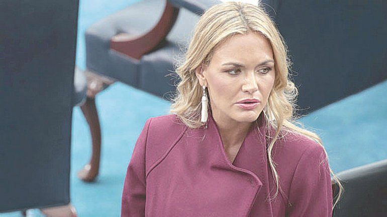 La nuera del presidente abrió un sobre que le enviaraon a su casa.