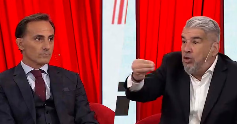 El nuevo y duro cruce entre Diego Latorre y el Chavo Fucks.