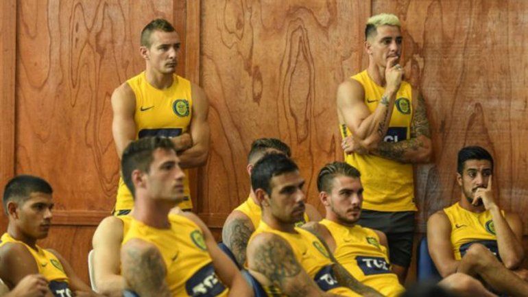 El plantel de Central en la charla sobre violencia de género.