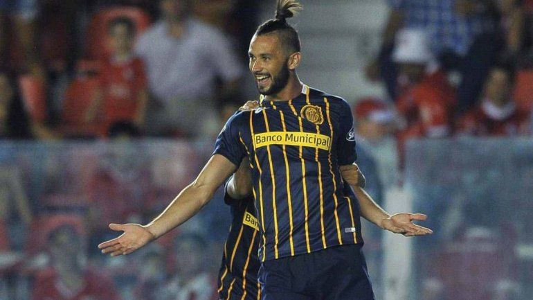El ex Central llega al club a cambio de 2