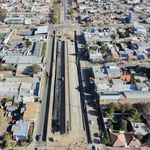 Mientras avanza la obra de la Avenida Mosconi, se espera por definir el nuevo nombre. | LM Neuquen Mientras avanza la obra de la Avenida Mosconi, se espera por definir el nuevo nombre.