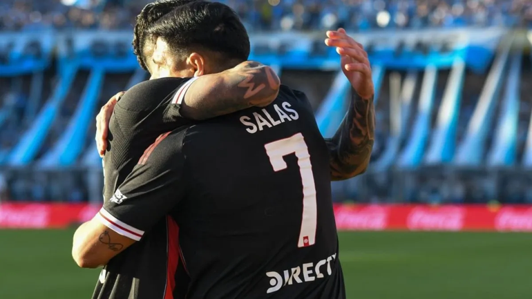 Maxi Salas enfrentó a Racing por primera vez como jugador de River.