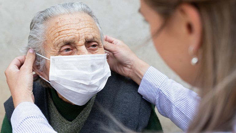 Explican cómo abordar el Alzheimer en la pandemia
