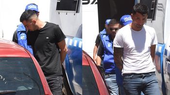 Ulises Borquez y Mariano Medel al momento de ser detenidos por Delitos Económicos de la Policía neuquina. Ulises Borquez y Mariano Medel al momento de ser detenidos por Delitos Económicos de la Policía neuquina.