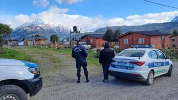 El complejo de cabañas de Epuyén, en Chubut, donde encontraron los expedientes dentro de un tacho de basura. El complejo de cabañas de Epuyén, en Chubut, donde encontraron los expedientes dentro de un tacho de basura.