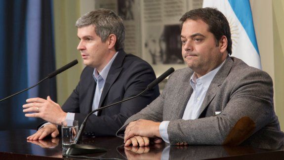 El jefe de Gabinete, Marcos Peña, ayer en una rueda de prensa.