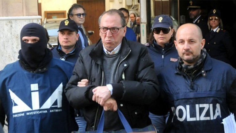 Condenan a perpetua al capo de la Mafia Siciliana