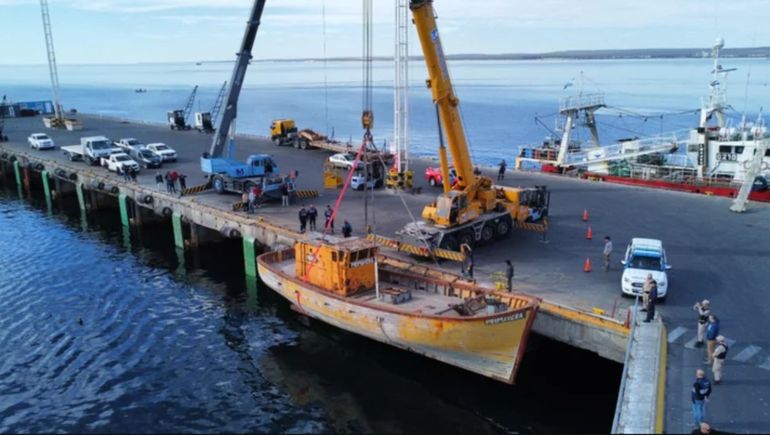 Al igual que el pesquero Primavera, los otros seis barcos que conformarán el parque oceánico serán tratados para que no contaminen el lecho marino. Al igual que el pesquero Primavera, los otros seis barcos que conformarán el parque oceánico serán tratados para que no contaminen el lecho marino. 