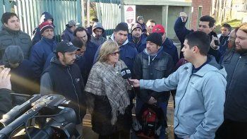 diputados se solidarizaron con los despedidos de la maderera