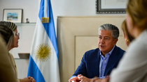 rolando figueroa inaugurara tres edificios escolares en un dia en el interior neuquino
