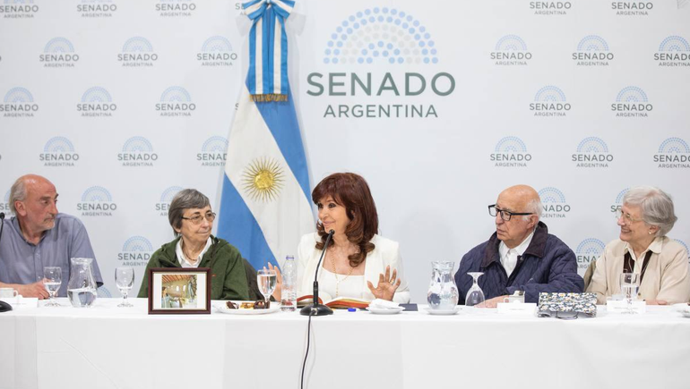 CFK:  Siento que estoy viva por Dios y por la Virgen