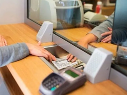 Aunque los bancos no abrirán sus puertas, las operaciones digitales y los cajeros automáticos seguirán funcionando con normalidad. Aunque los bancos no abrirán sus puertas, las operaciones digitales y los cajeros automáticos seguirán funcionando con normalidad.