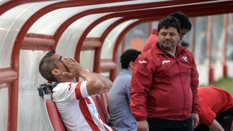 El lateral izquierdo y el volante central no podrán estar ante Rivadavia.