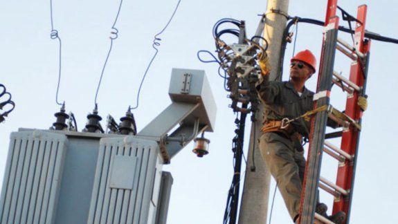 Vuelve la luz a los barrios del centro oeste de la ciudad