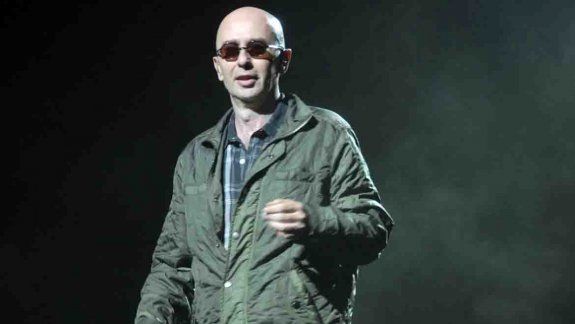 El Indio Solari ganó un premio Konex y lo agradeció con un video