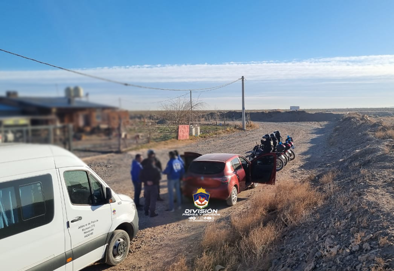 El operativo de búsqueda de Luciana se extendió al sector el Choconcito y la toma Los Paraguayos. El operativo de búsqueda de Luciana se extendió al sector el Choconcito y la toma Los Paraguayos.