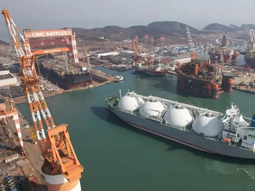 La infraestructura proyectada incluye un gasoducto de 471 kilómetros hacia el Golfo San Matías. La infraestructura proyectada incluye un gasoducto de 471 kilómetros hacia el Golfo San Matías.