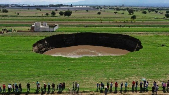 Viral: preocupación por gigante hoyo que se abrió en México