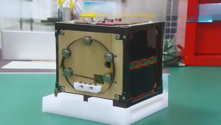 El primer satélite de madera revoluciona el espacio exterior
