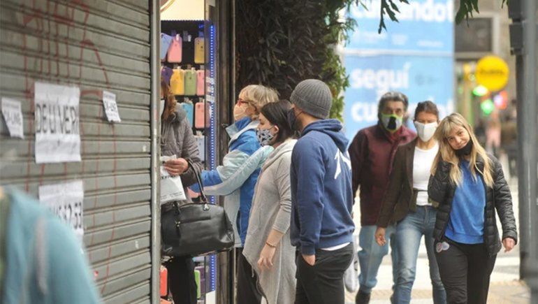 En el país se suman otros 3.223 casos positivos y 42 muertes