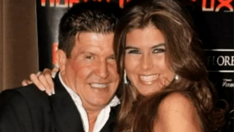 Loly Antoniale y su amigo.