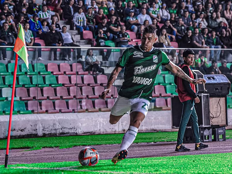 El nuevo escándalo que protagoniza Ricardo Centurión en el fútbol boliviano
