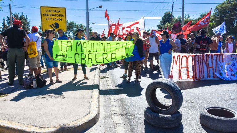 Gobierno ofrece un subsidio a las textiles despedidas