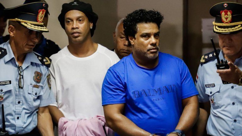 Ronaldinho, de 40 y triste: pasó su cumple en prisión