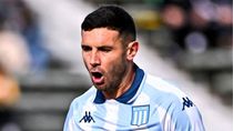 futbol total: el golazo de racing que armo maravilla martinez