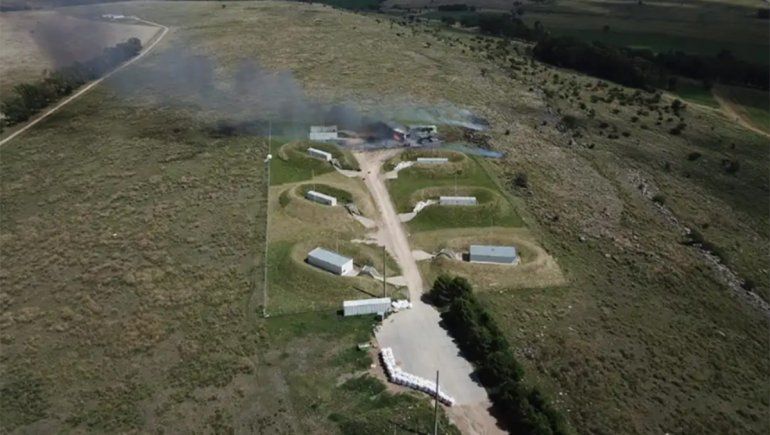 Al menos un herido y tres desaparecidos por una explosión en una fábrica