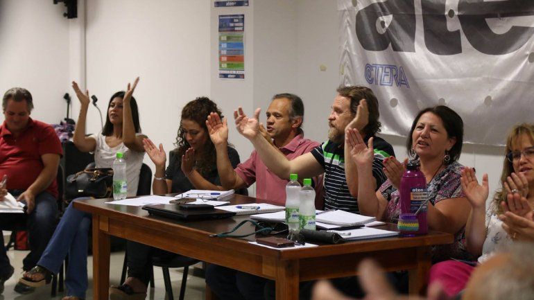 La asamblea de delegados en ATEN provincial definió las medidas de fuerza para las próximas dos semanas.