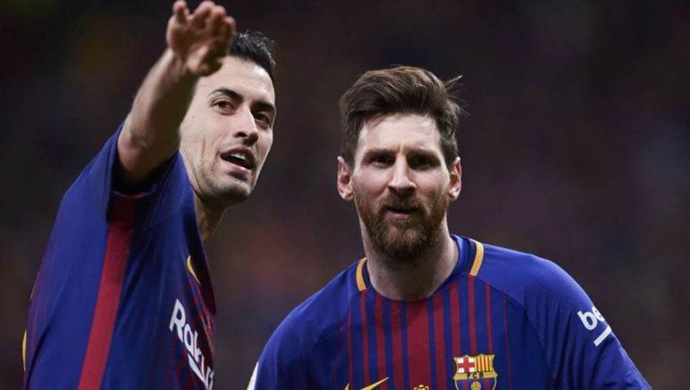 Busquets y Messi en Barcelona