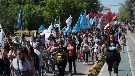 Miércoles complicado en el centro: marcha de organizaciones y reclamo de gremios en el TSJ