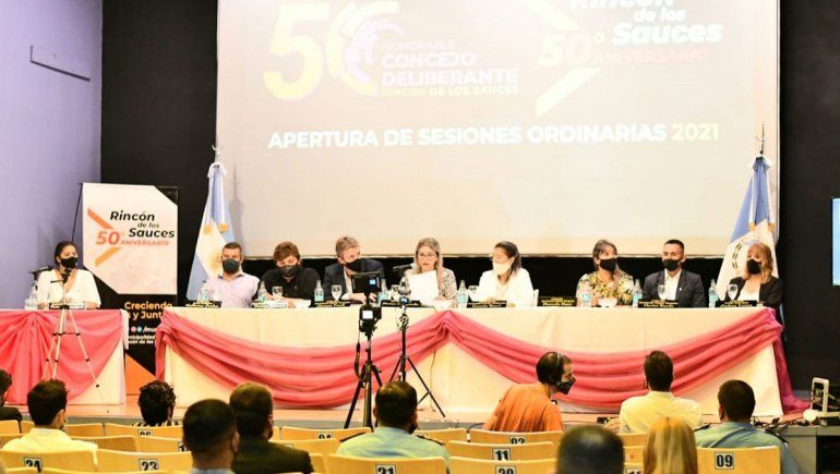 Apertura de sesiones: Rincón apuesta al progreso