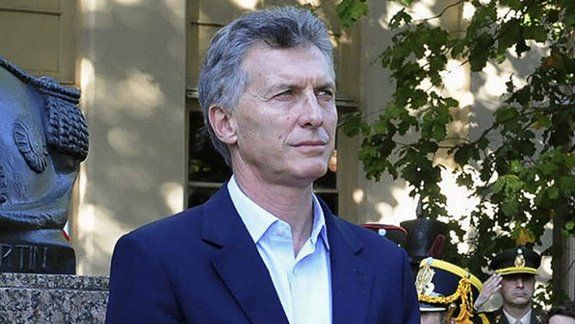Macri recibe a ex combatientes y familiares de caídos