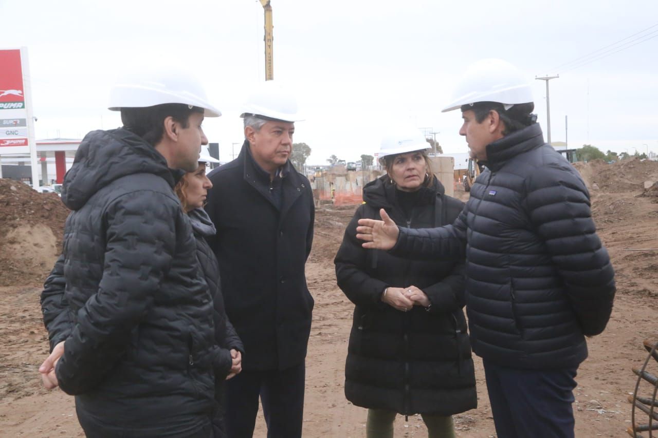 Gaido supervisó los trabajos, junto al gobernador Rolando Figueroa.