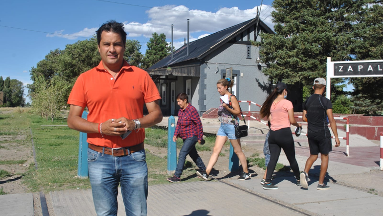 Koopmann se suma al interés de Nación y pide el regreso del tren a Zapala